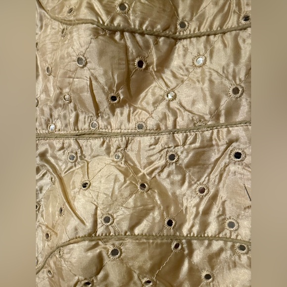 Cream gold mirror work Indian blouse/crop top for lehnga or saree - Picture 2 of 6